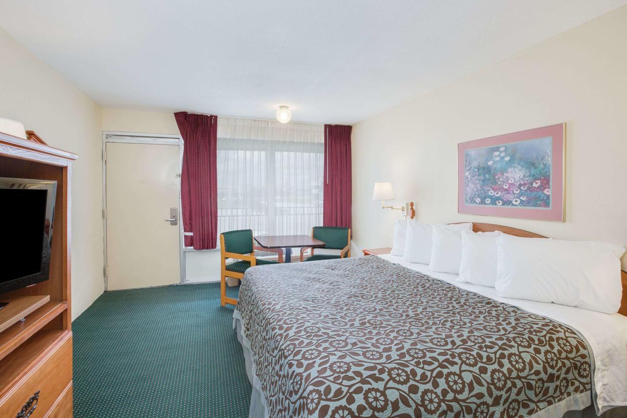 Days Inn By Wyndham Νιούπορτ Εξωτερικό φωτογραφία